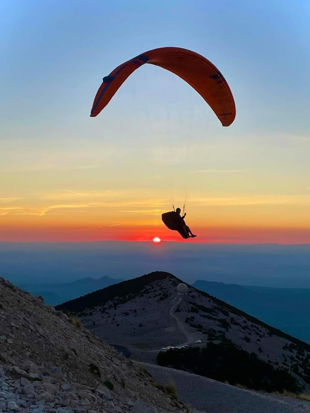 Entre Ventoux Et Luberon Chambre D'Hote Sault-de-Vaucluse Luaran gambar